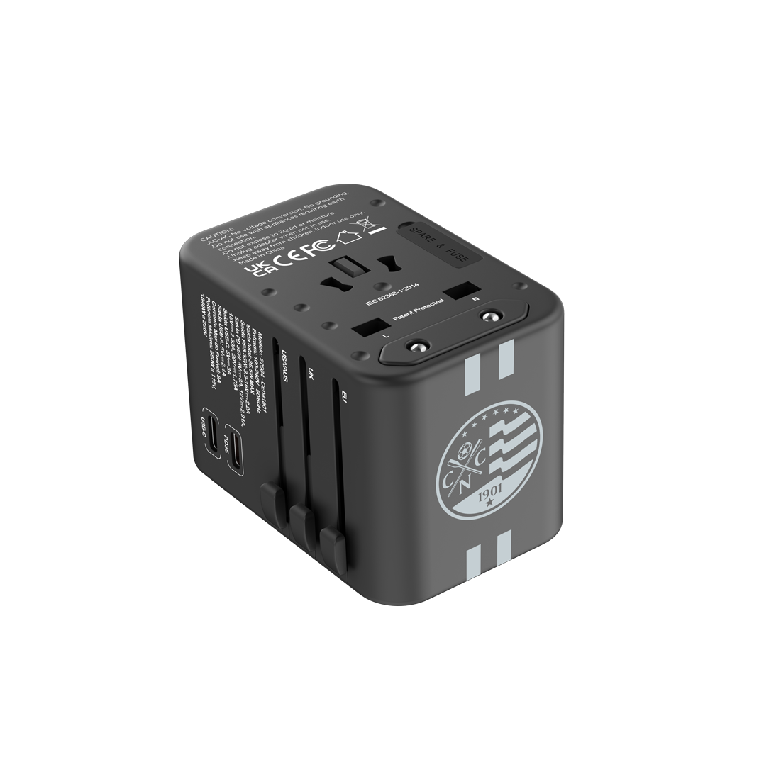 Adaptador Universal de Tomadas 3 USB e 2 Type-C - Náutico