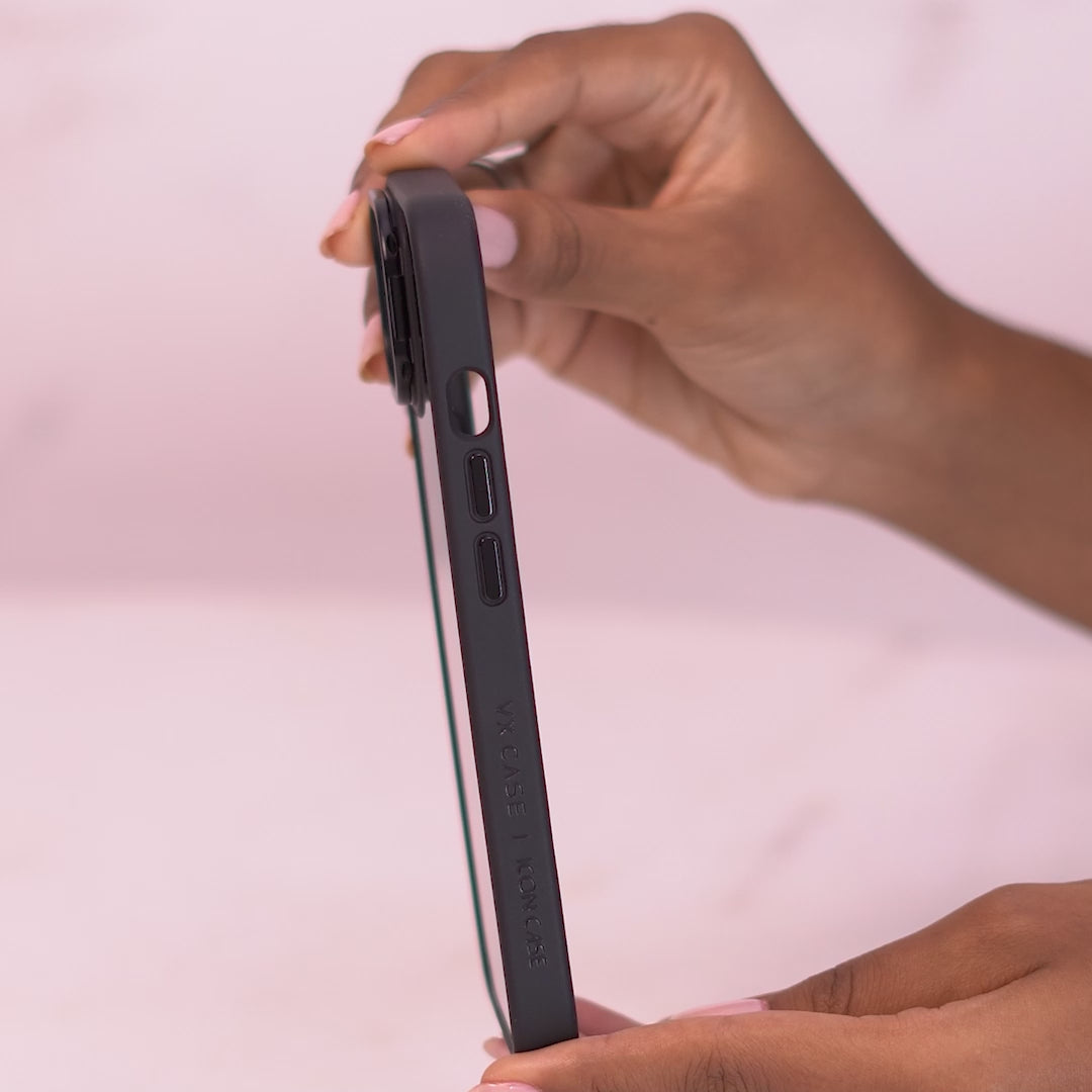 Capa Magsafe para iPhone 15 Pro Max com Aro na Câmera - Preta - Icon