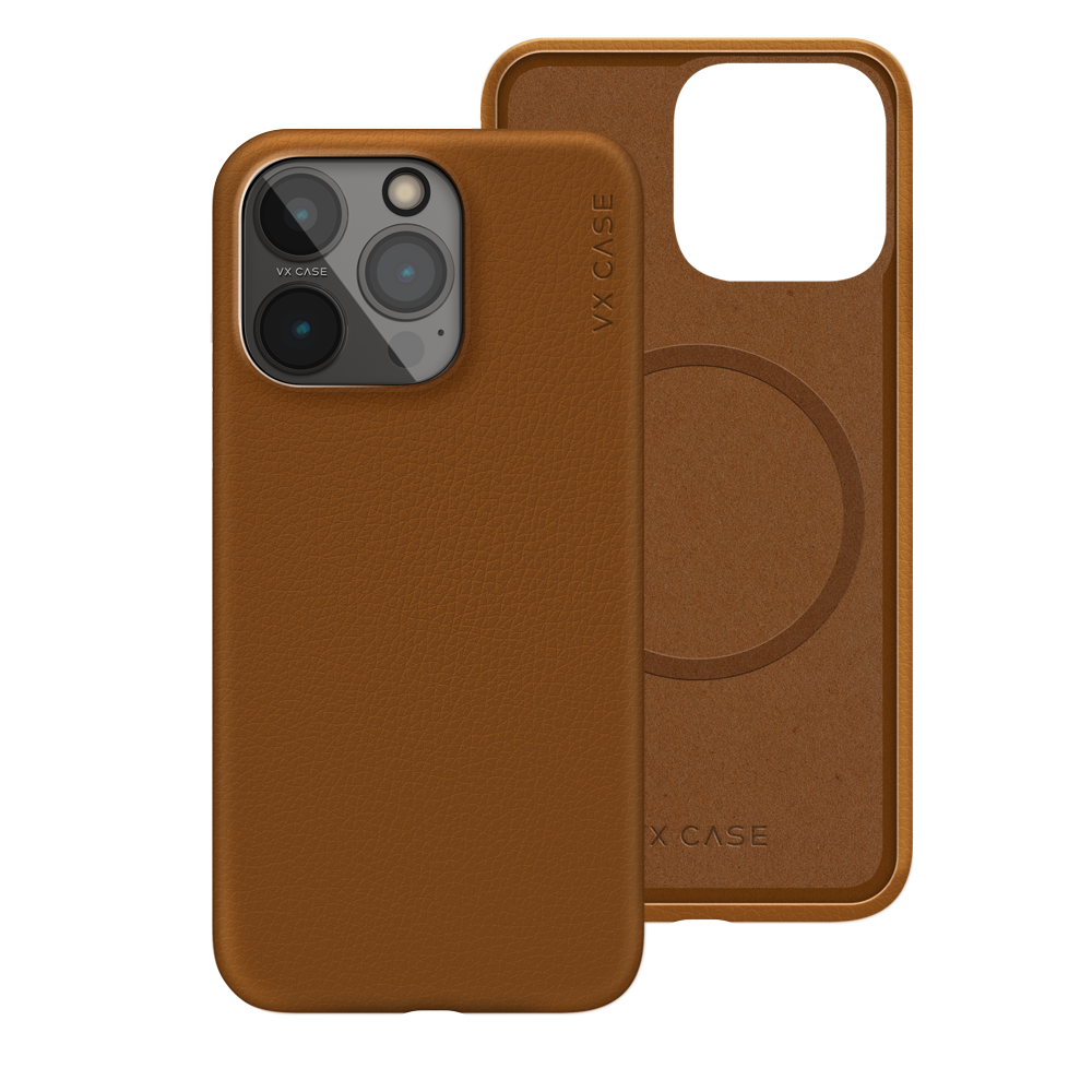 iPhone com capa VX Case de couro compatível com MagSafe, acabamento marrom premium.
