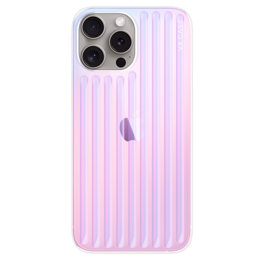 iPhone 15 Pro Max com capa VX Case Glam compatível com MagSafe, acabamento rainbow com efeito colorido.